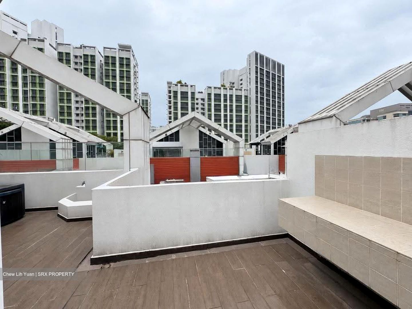 Woodhaven (D25), Terrace #633445501